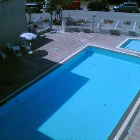 Lägenhet Comfy Flat With Terrace By The Pool Rosolina Mare