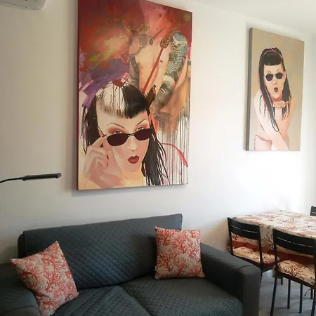 Comfy Flat With Terrace By The Pool