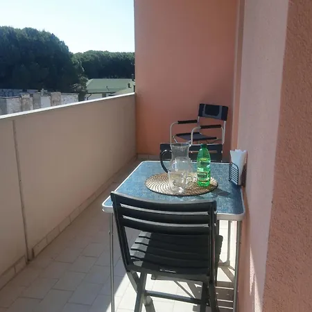 Apartment Comfy Flat With Terrace By The Pool *